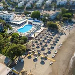 Charm 4* אקיארלר