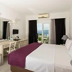 Charm Hotel Akyarlar
