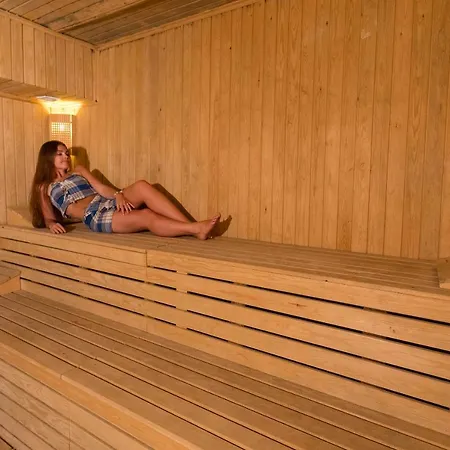 Charm 酒店 阿克亚拉尔