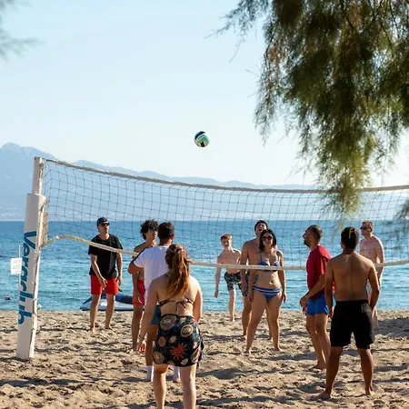 Ξενοδοχείο Charm 4*